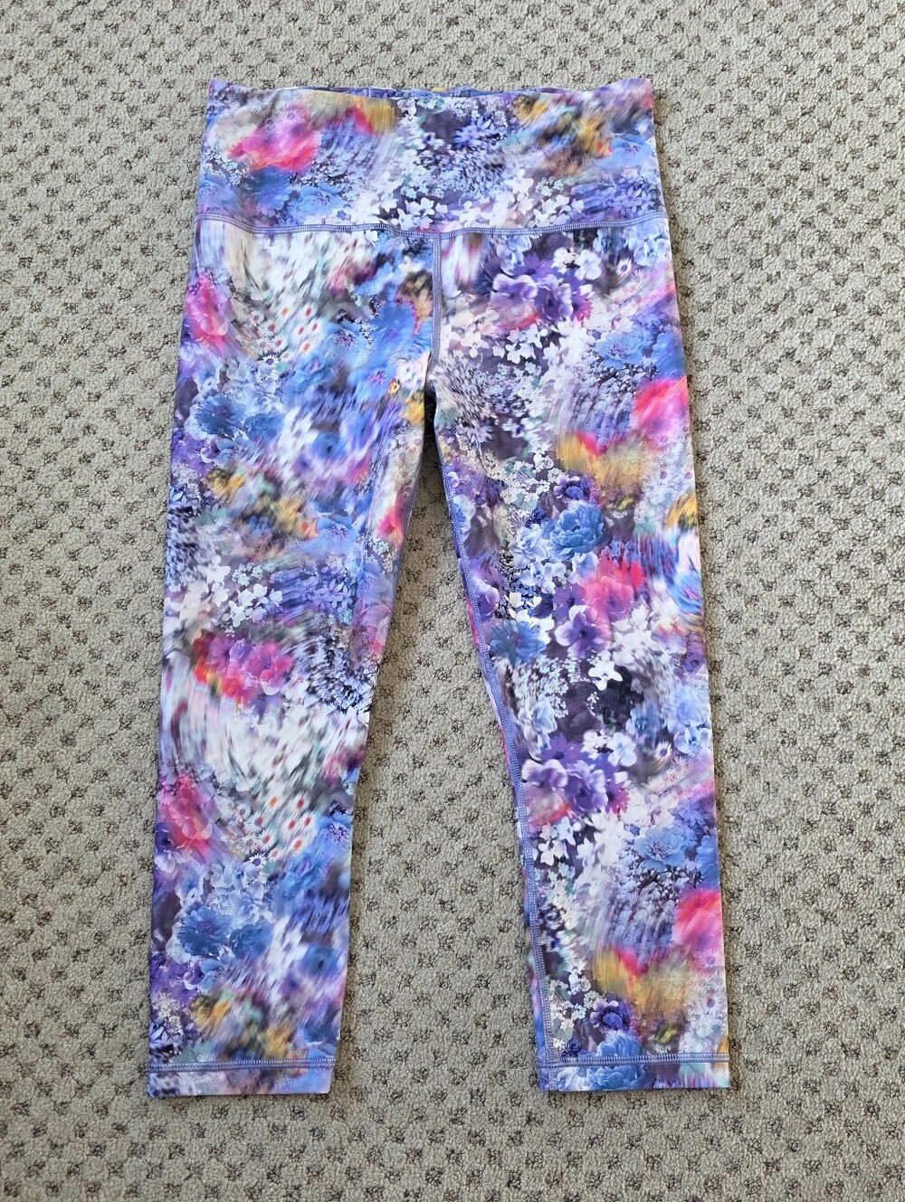 Athleta Elation Capri